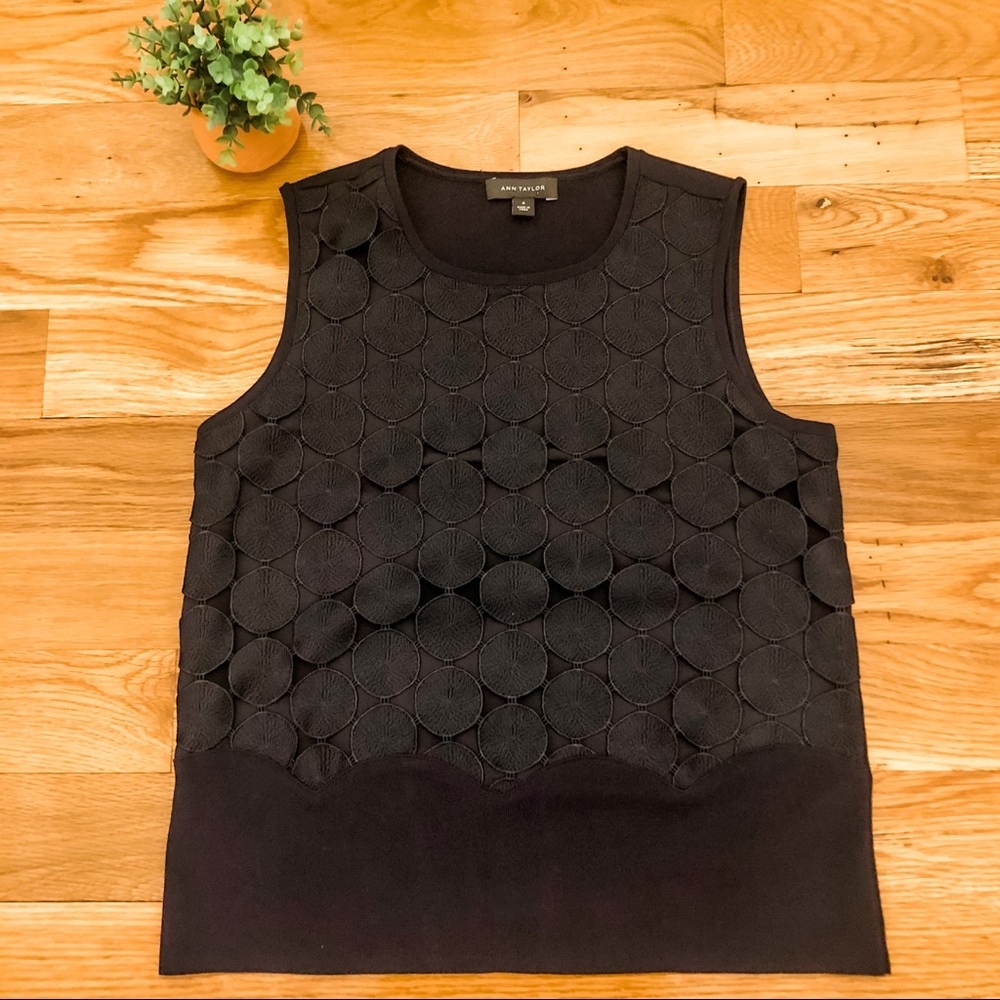 Ann Taylor Navy Blue Sleeveless Top size Medium